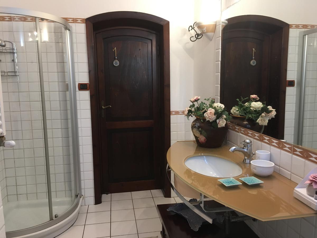 B&B Villa Piera Montecucco Стинтино Экстерьер фото
